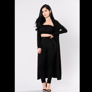 Fashion Nova Black Long Cardigan Size Medium